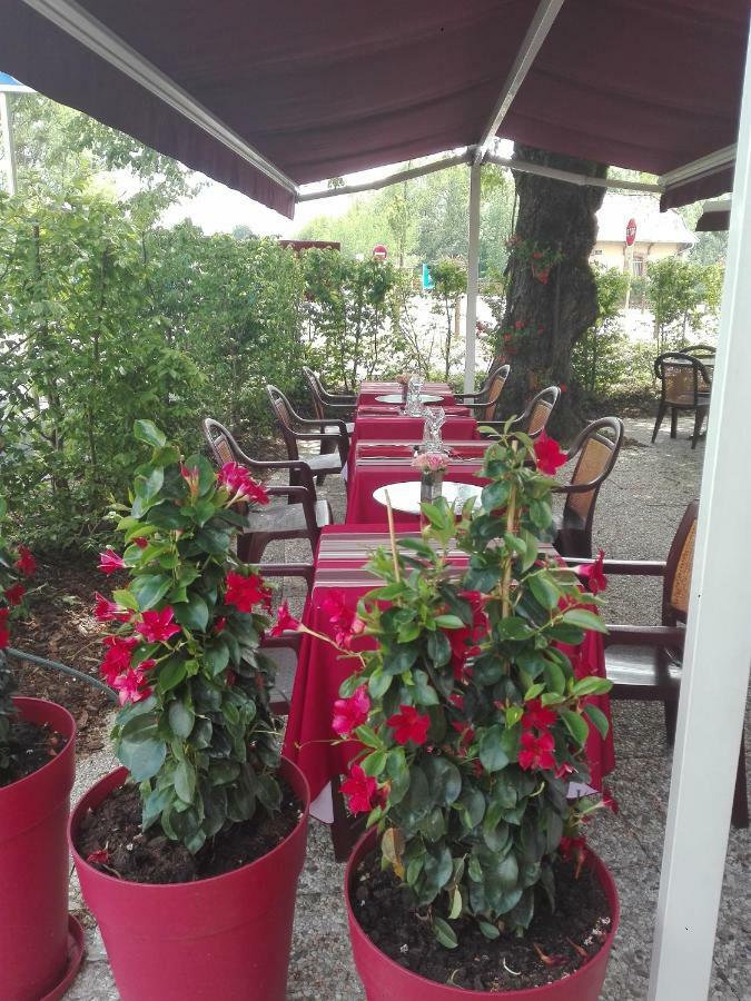 Auberge De La Terrasse Villersexel المظهر الخارجي الصورة